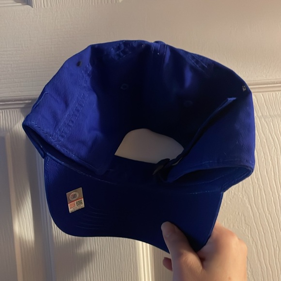 Gators hat - Picture 3 of 5